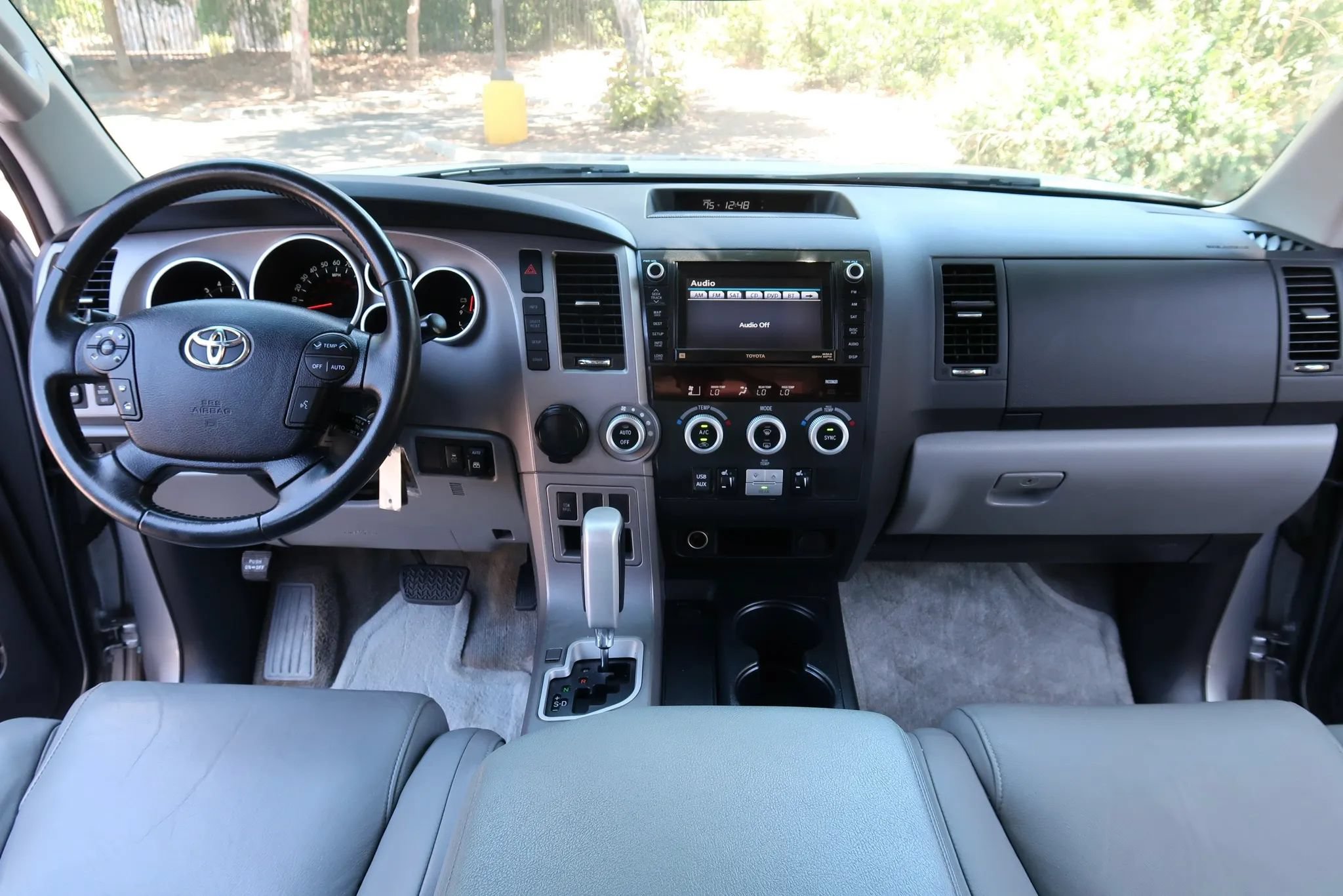 Used 2010 Toyota Sequoia Limited RWD image 26