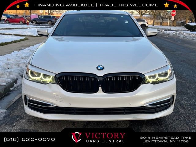 Used 2019 BMW 540i w/ Luxury Seating Package image 2