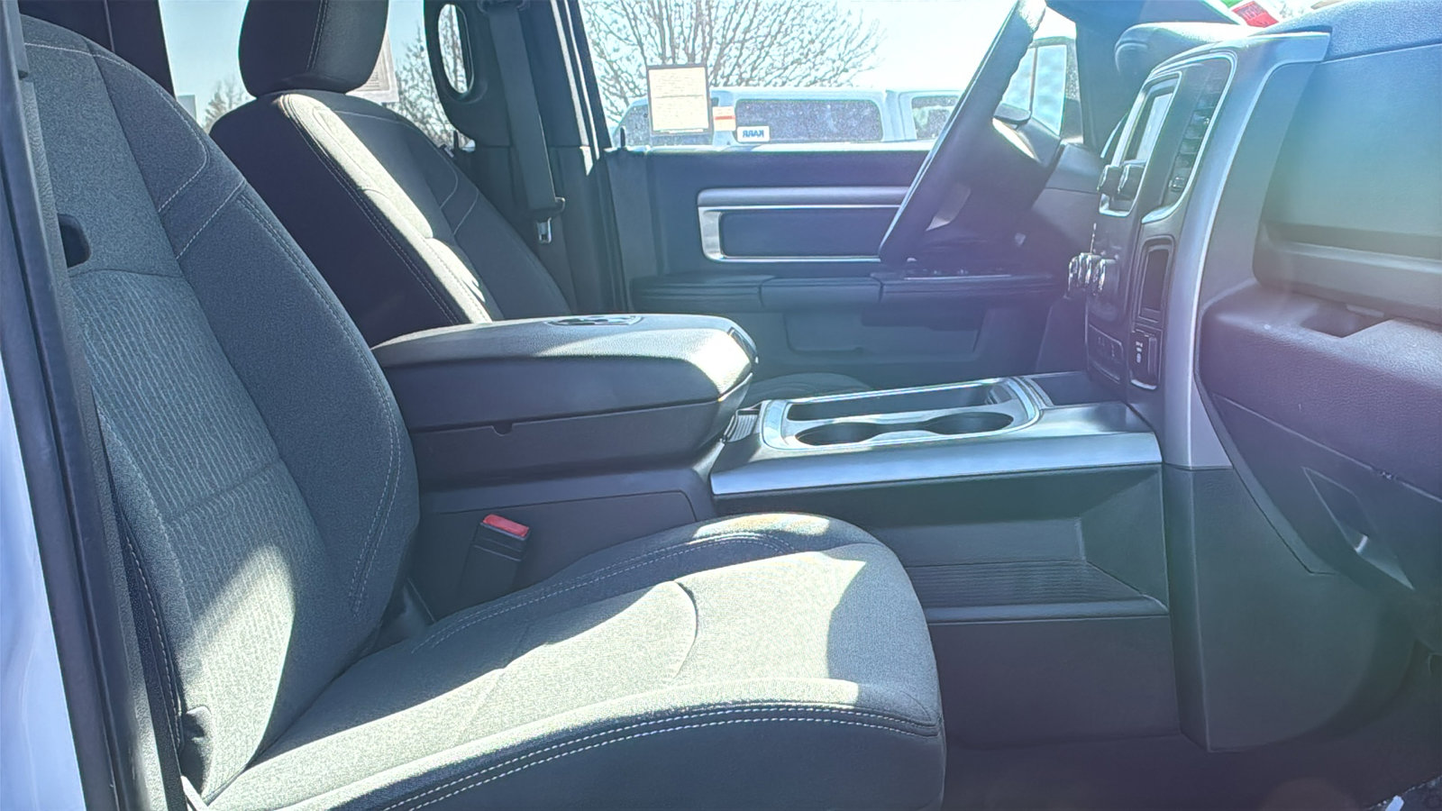 Used 2022 RAM 1500 Classic Warlock w/ Technology Package I AWD/4WD image 13