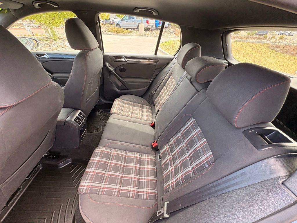 Used 2013 Volkswagen Golf 4-Door FWD image 28