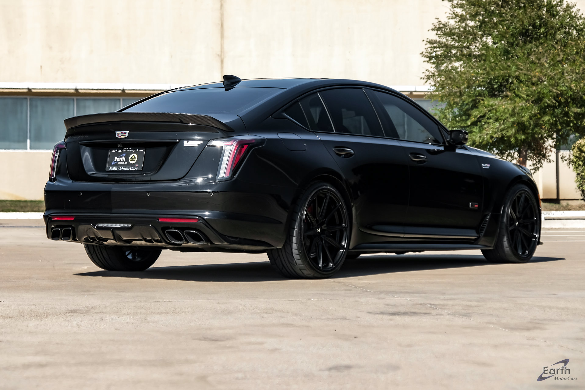 Used 2024 Cadillac CT5 V Blackwing w/ Carbon Fiber Package 1 RWD image 19