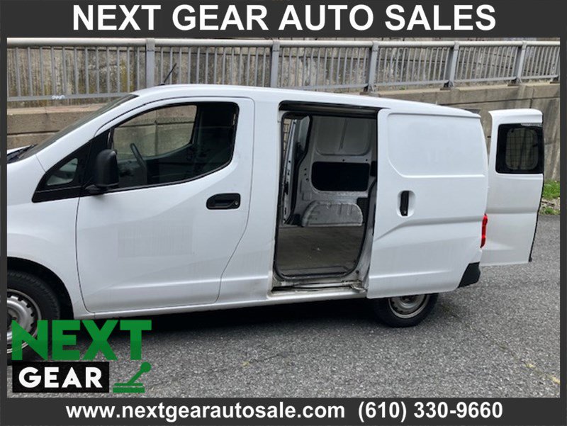 Used 2018 Chevrolet City Express LT image 6