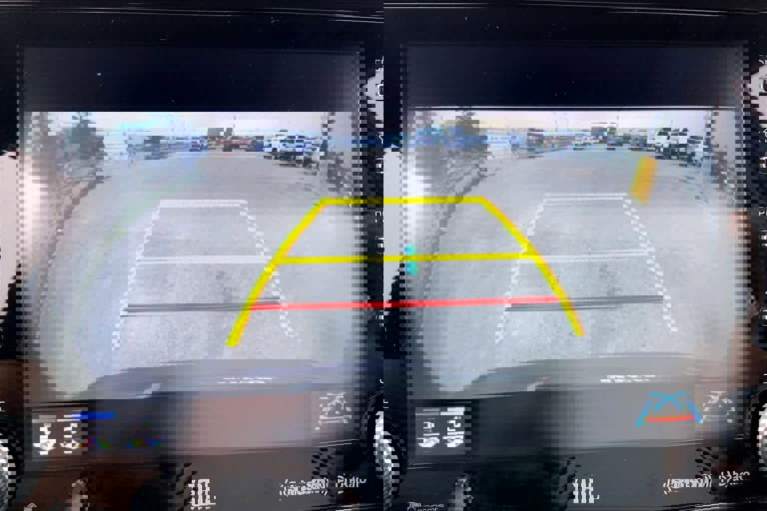 Used 2021 Toyota RAV4 XLE Premium image 25