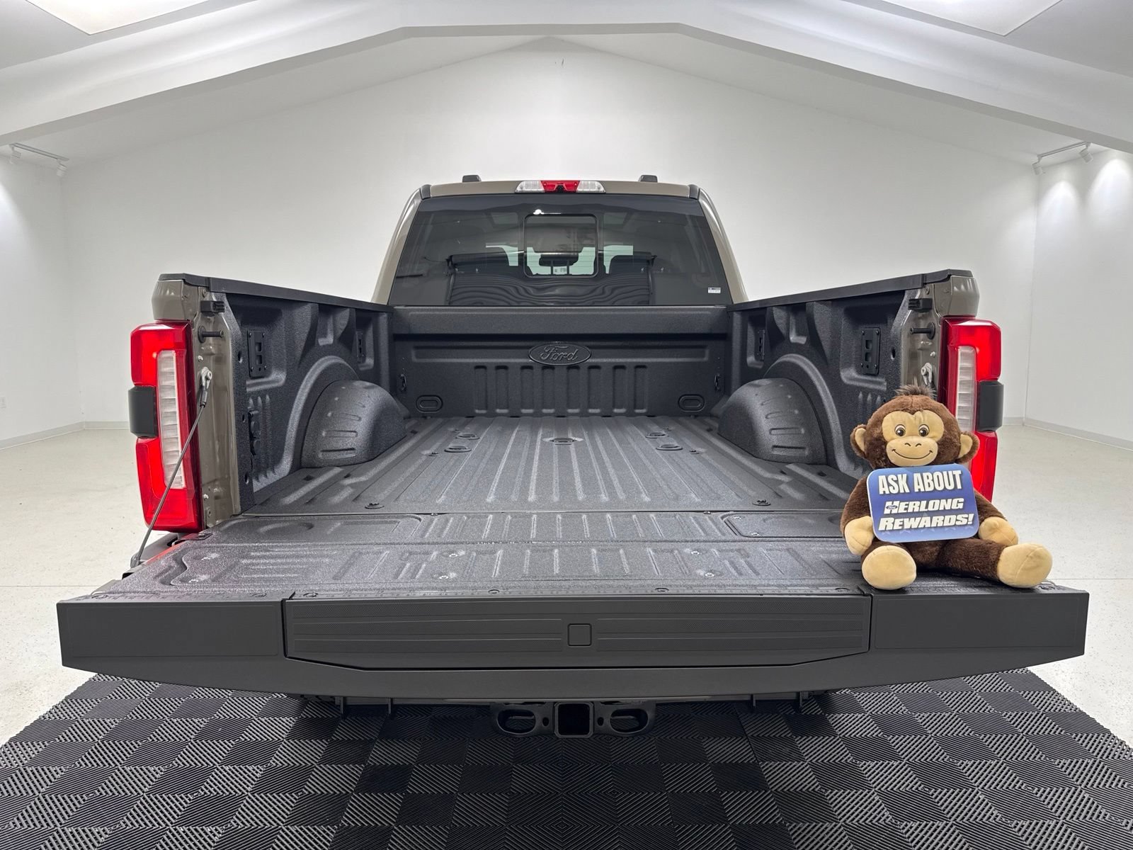 New 2026 Ford F250 Lariat w/ Lariat Ultimate Package AWD/4WD image 9