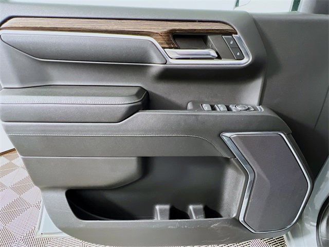 Used 2024 GMC Sierra 1500 Elevation image 30