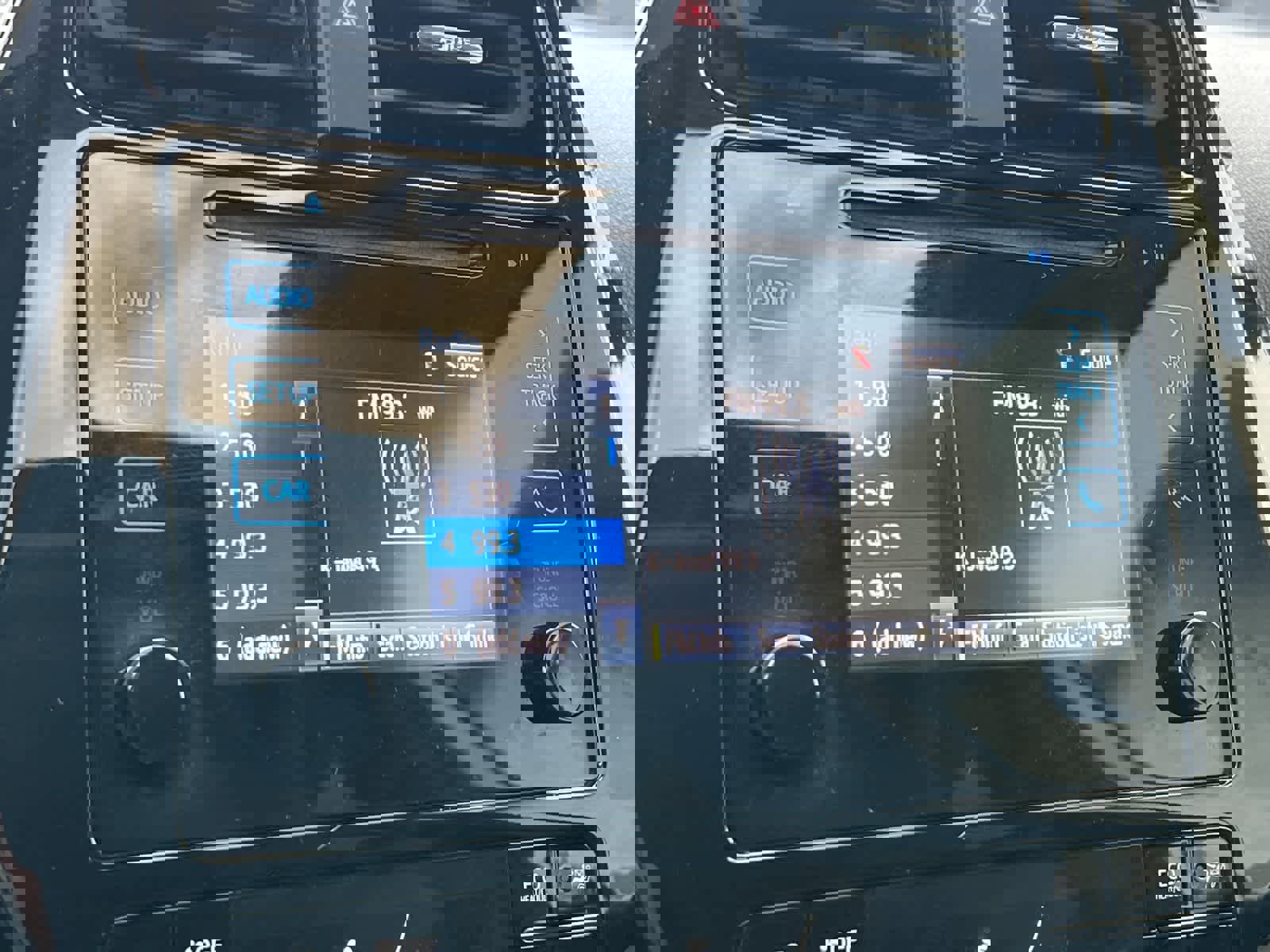 Used 2019 Toyota Prius XLE image 18