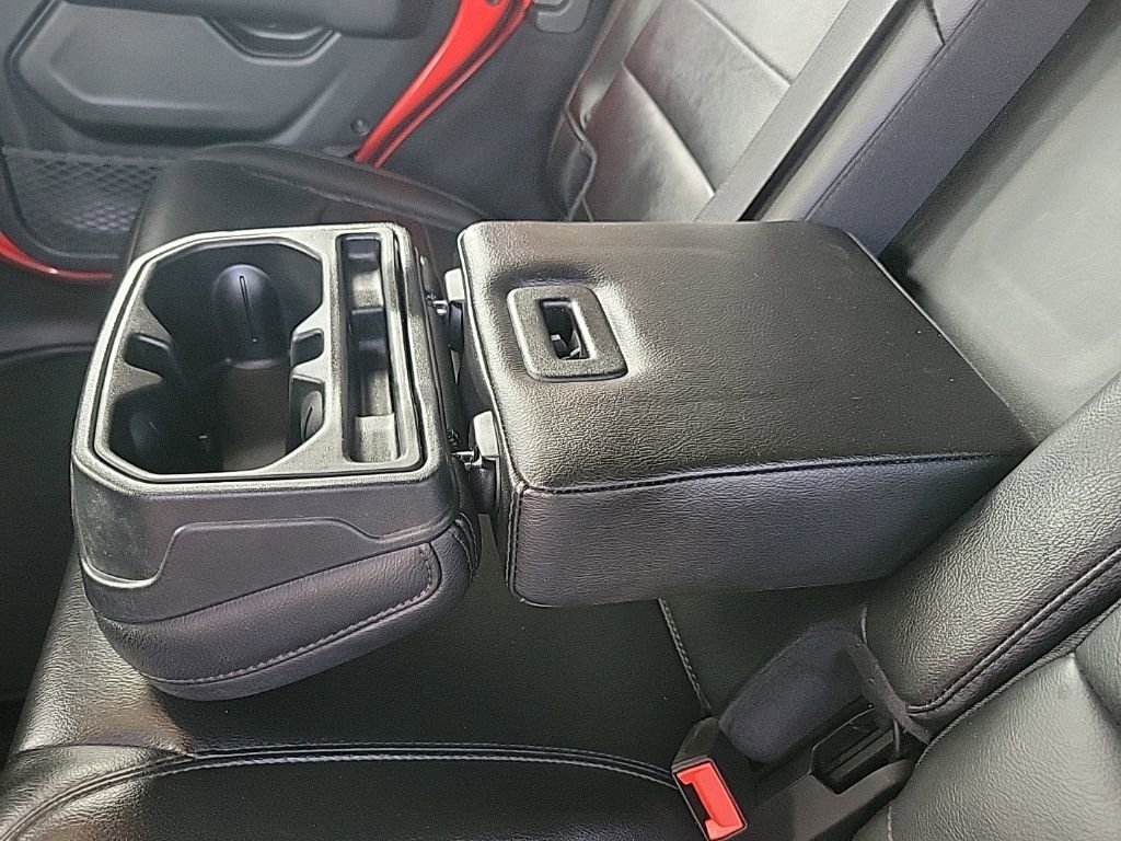 Used 2021 Jeep Wrangler Unlimited Sahara AWD/4WD image 39