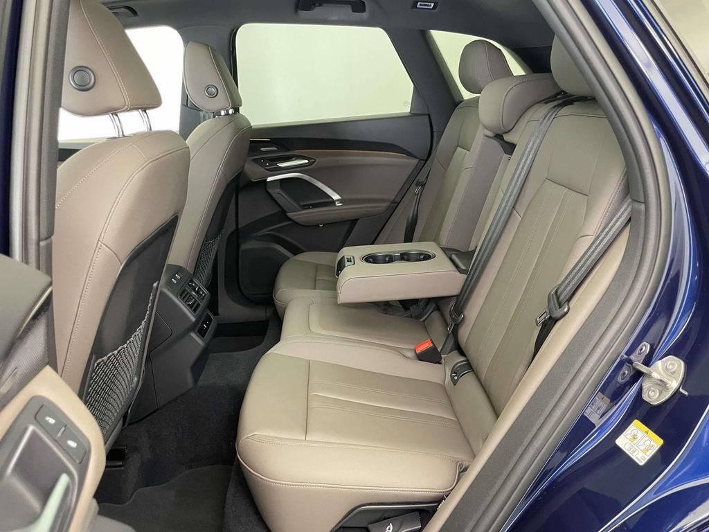 Certified 2025 Audi Q5 Premium Plus w/ Premium Plus AWD/4WD image 19