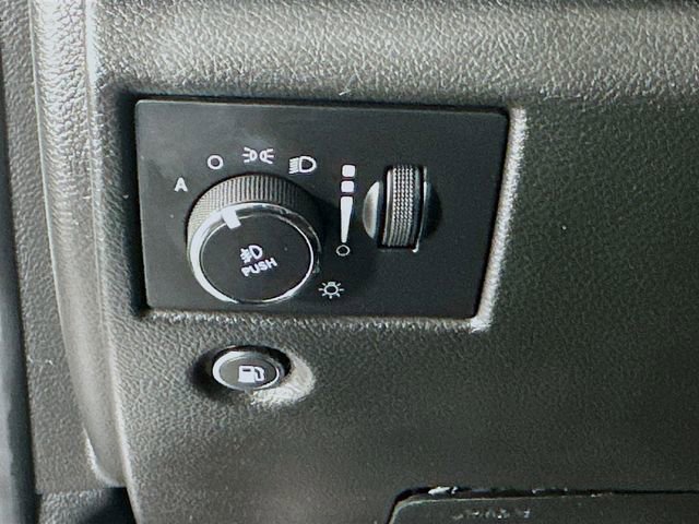 Used 2021 Jeep Grand Cherokee Summit image 12