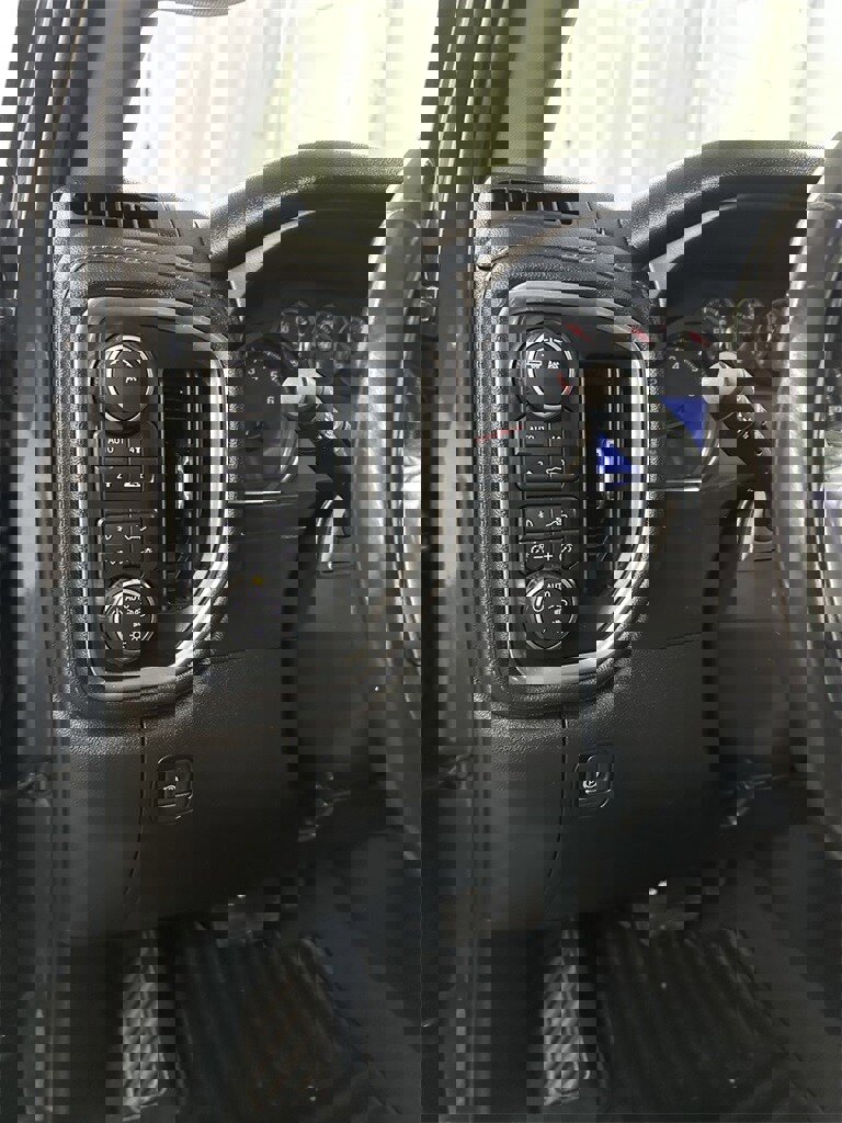 Used 2019 Chevrolet Silverado 1500 RST w/ All-Star Edition image 14