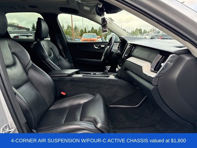 Used 2018 Volvo XC60 T6 Inscription w/ Luxury Seat Package image 10