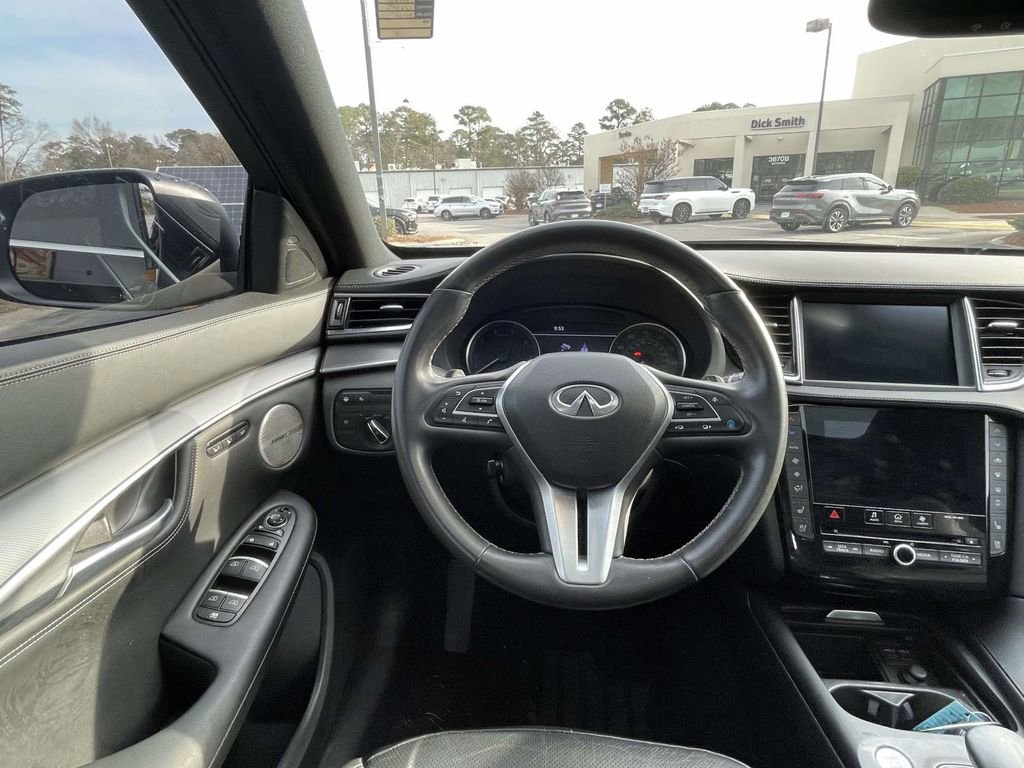 Used 2023 INFINITI QX55 Essential image 13