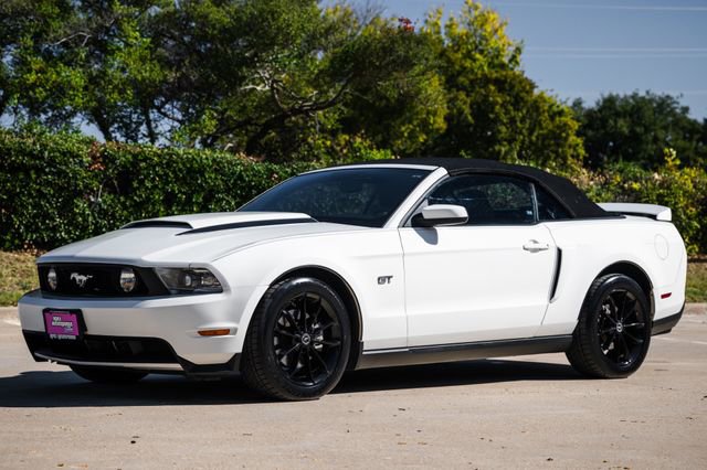 Used 2010 Ford Mustang GT Premium image 29