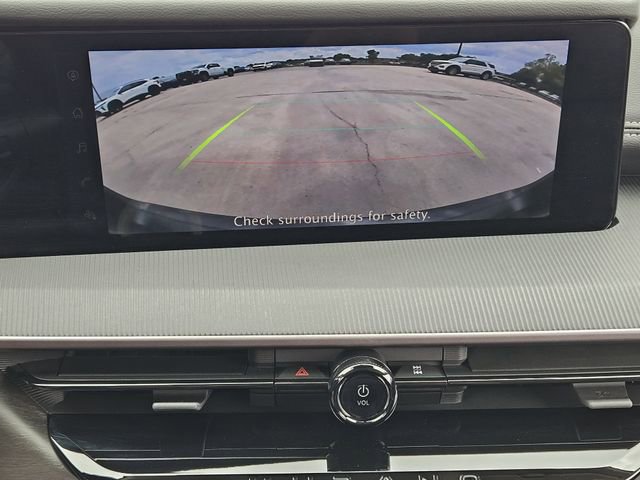 Used 2025 Nissan Murano SV image 18