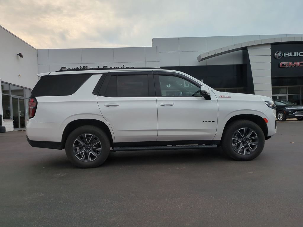 Certified 2024 Chevrolet Tahoe Z71 w/ Luxury Package AWD/4WD image 4