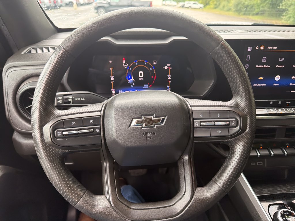 Used 2023 Chevrolet Colorado Trail Boss w/ LPO, Dark Essentials Package AWD/4WD image 18