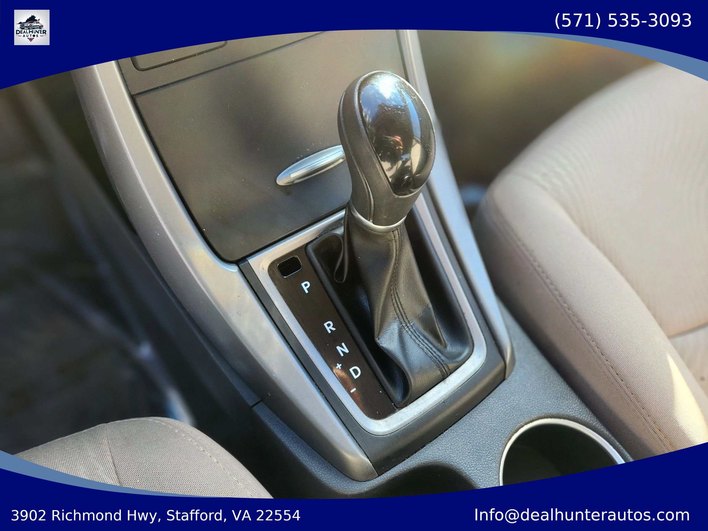 Used 2015 Hyundai Elantra SE w/ Option Group 02 FWD image 23
