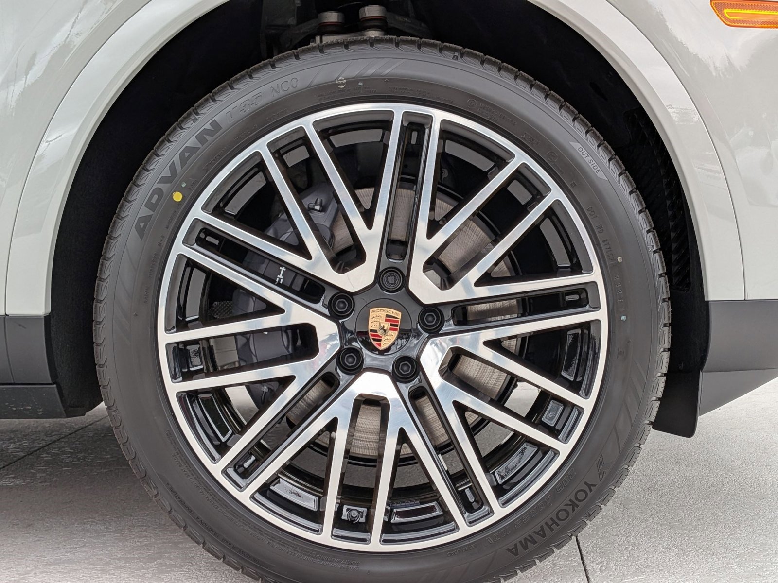 New 2026 Porsche Cayenne AWD/4WD image 27