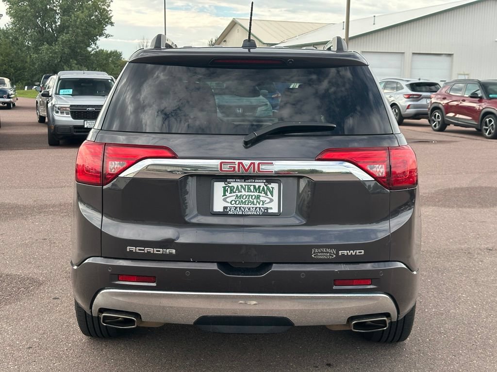 Used 2017 GMC Acadia Denali w/ Technology Package AWD/4WD image 39