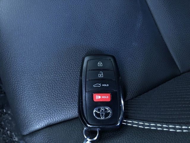 Certified 2025 Toyota Camry SE image 30