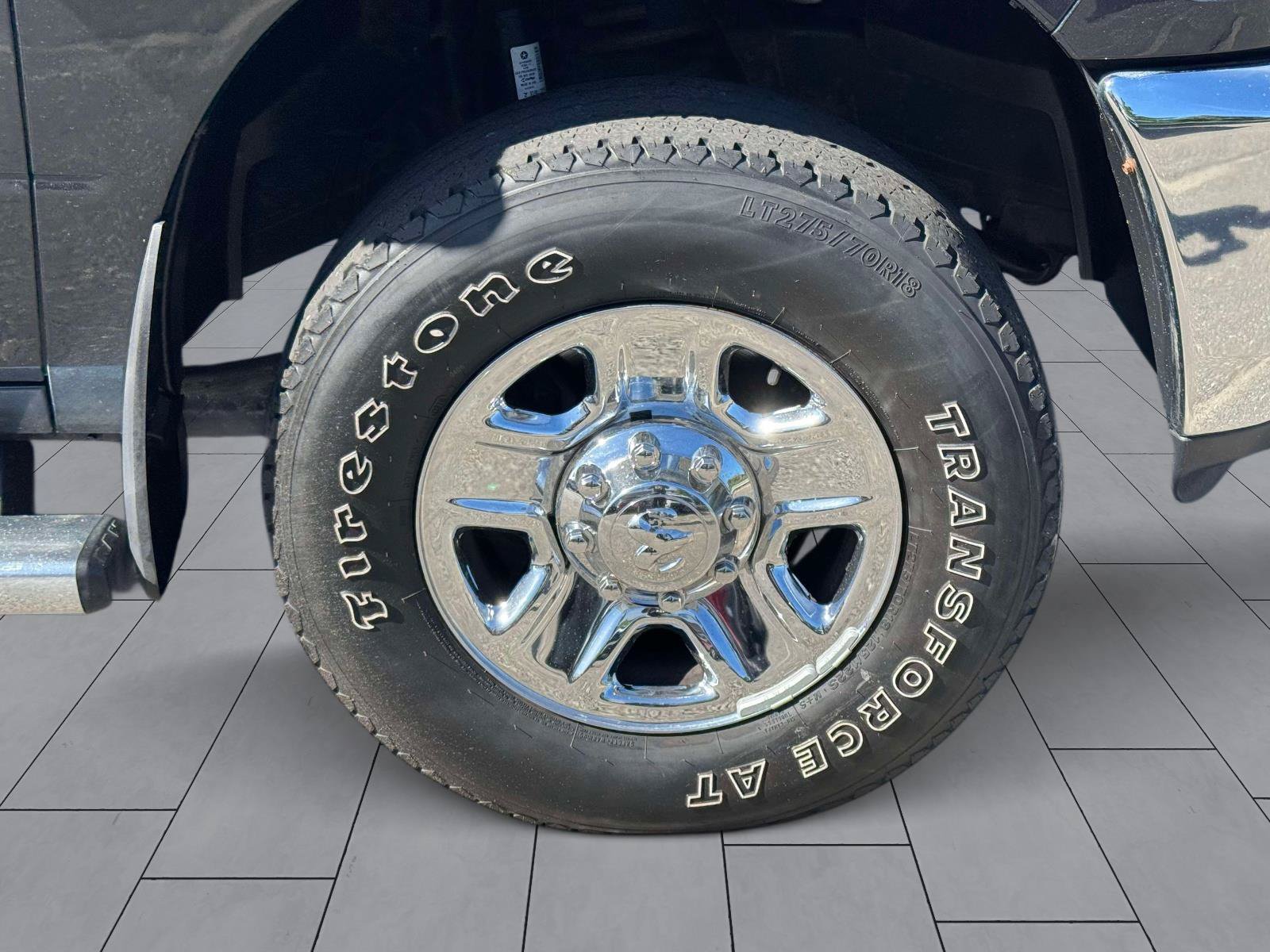 Used 2018 RAM 2500 Tradesman w/ Chrome Appearance Group AWD/4WD image 6