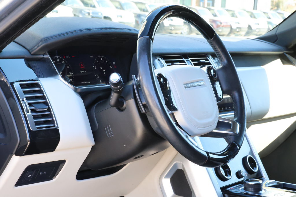 Used 2020 Land Rover Range Rover Long Wheelbase HSE AWD/4WD image 15