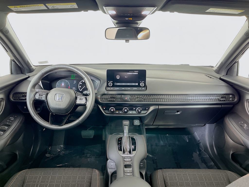 Used 2024 Honda HR-V Sport image 11