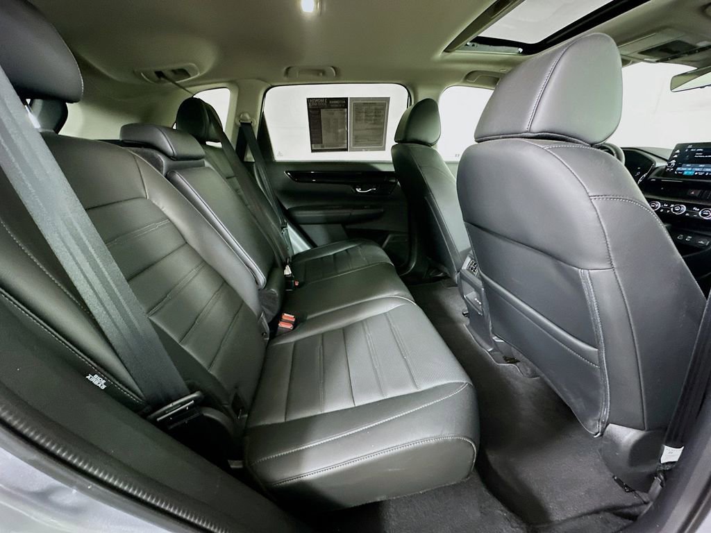 Used 2025 Honda CR-V EX-L image 9