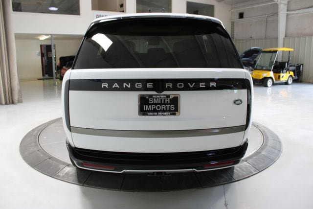 Used 2023 Land Rover Range Rover SE AWD/4WD image 4