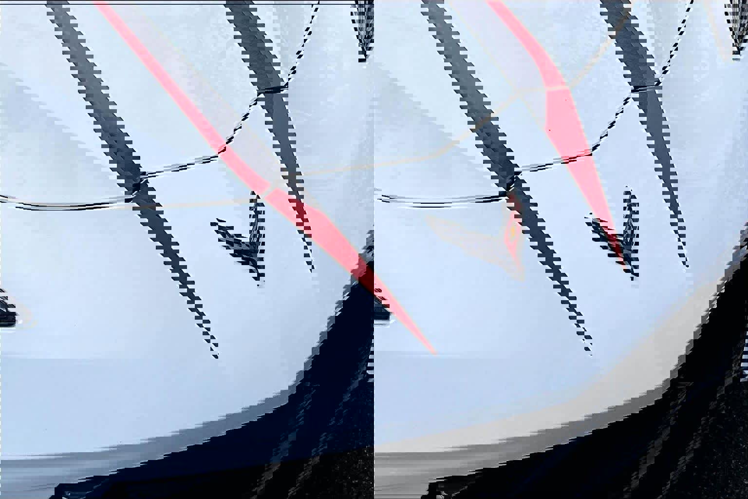 Used 2022 Chevrolet Corvette Stingray Premium Cpe w/ Engine Appearance Package image 28