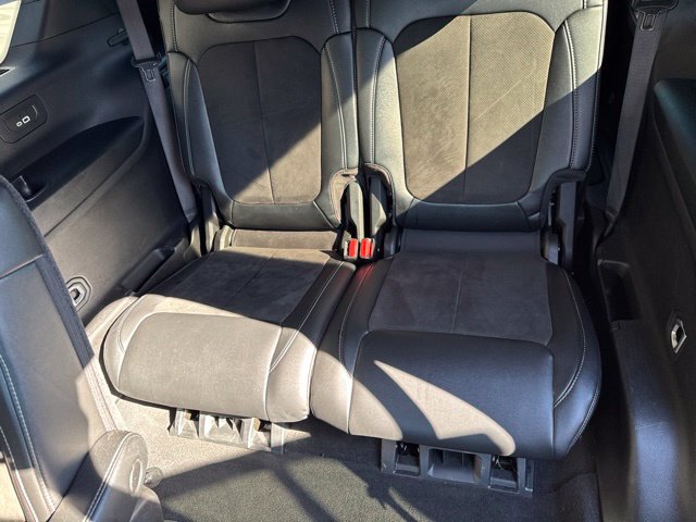 Used 2024 Jeep Grand Cherokee L Altitude AWD/4WD image 27