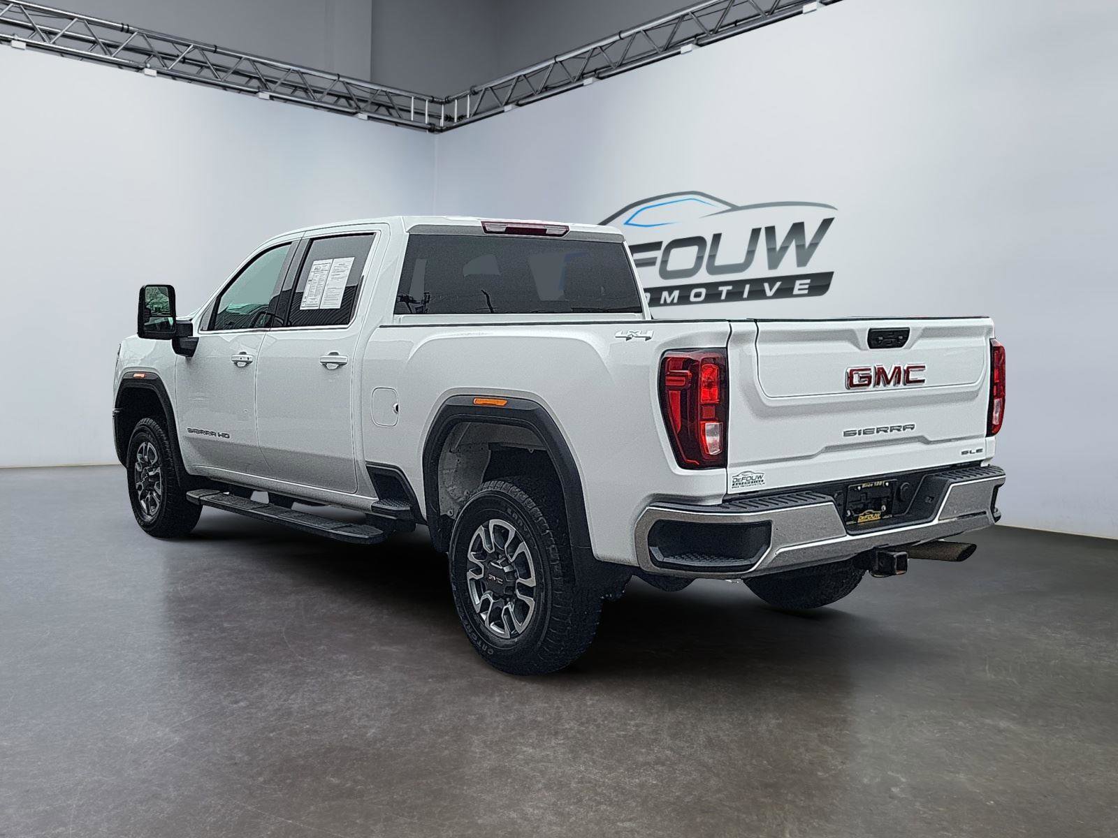 Used 2024 GMC Sierra 2500 SLE w/ SLE Value Package image 5