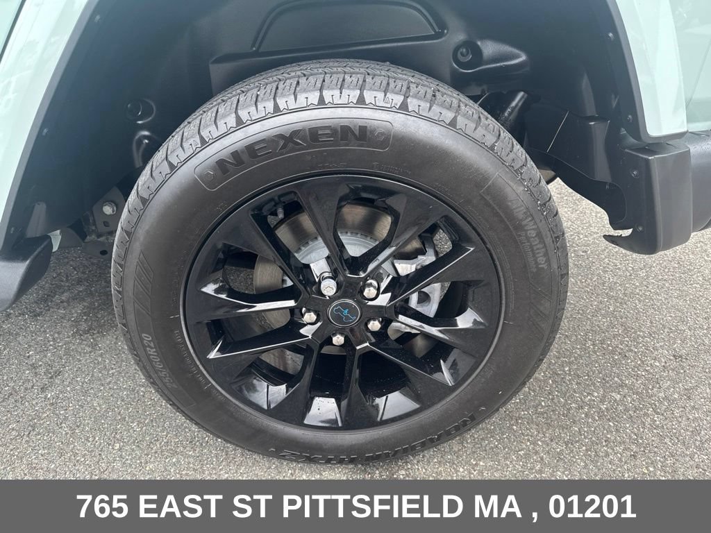 Used 2024 Jeep Wrangler Unlimited Sahara w/ Technology Group AWD/4WD image 28