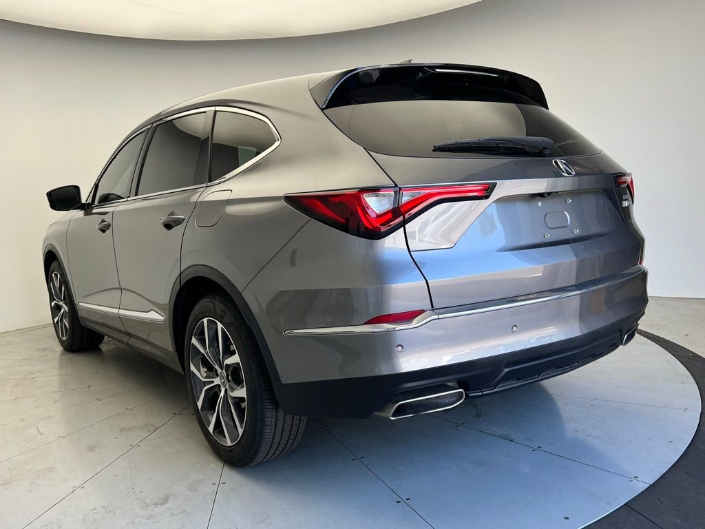 Used 2023 Acura MDX FWD w/ Technology Package image 4