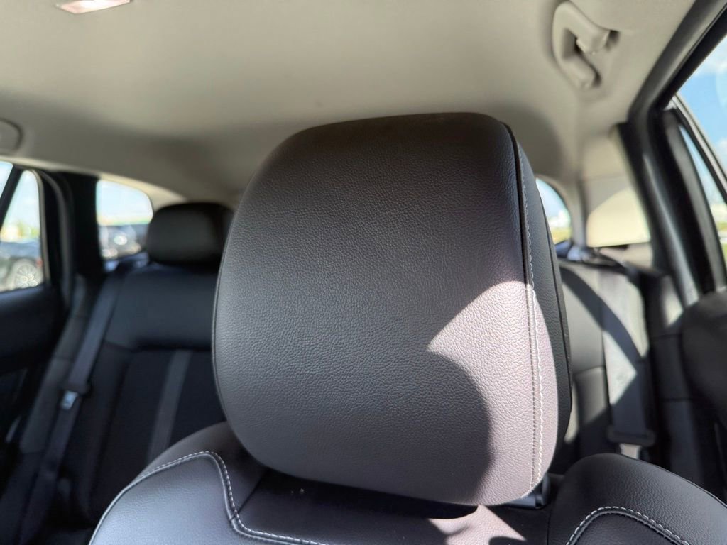 Used 2024 MAZDA CX-50 AWD 2.5 S w/ Preferred Package image 19