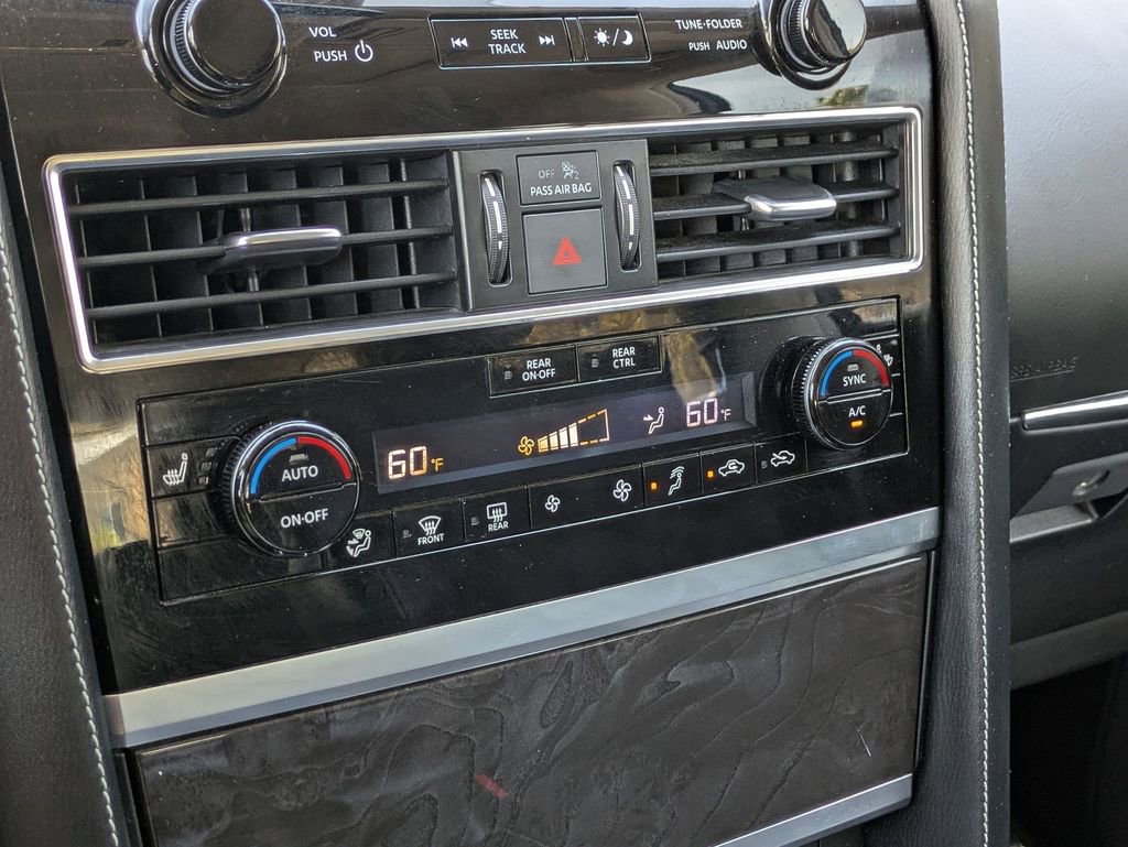 Used 2024 INFINITI QX80 Luxe image 17