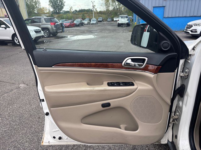 Used 2012 Jeep Grand Cherokee Limited image 9