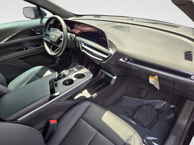 Certified 2024 Cadillac Lyriq Sport w/ LPO, Floor Liner Package AWD/4WD image 30