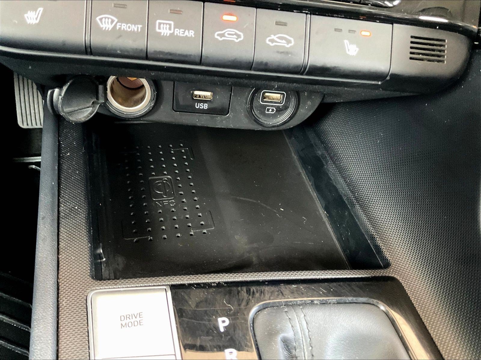 Used 2022 Hyundai Elantra SEL w/ Convenience + Premium Package FWD image 14
