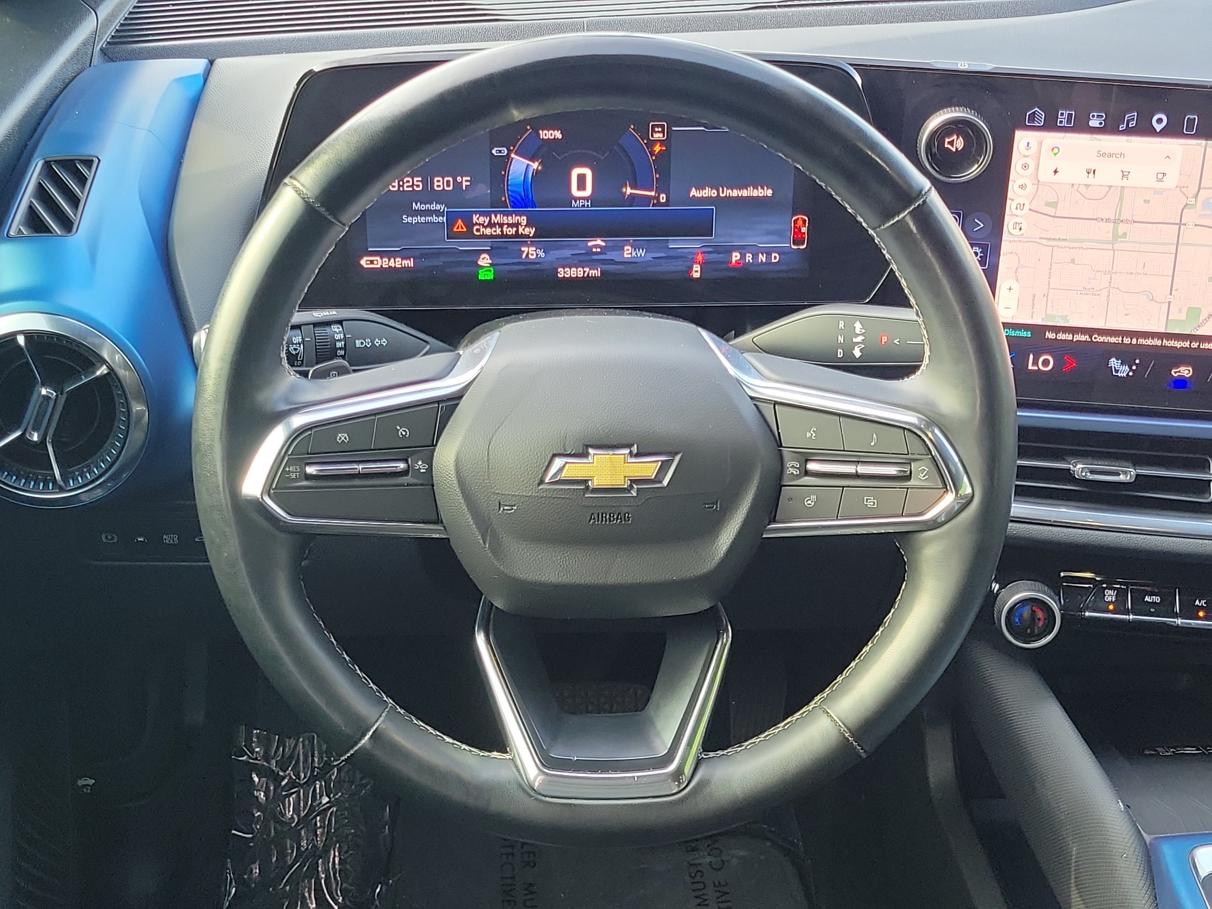 Used 2025 Chevrolet Equinox EV LT w/ Convenience Package FWD image 18