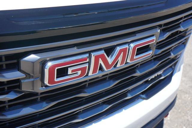 Used 2025 GMC Acadia AT4 AWD/4WD image 13
