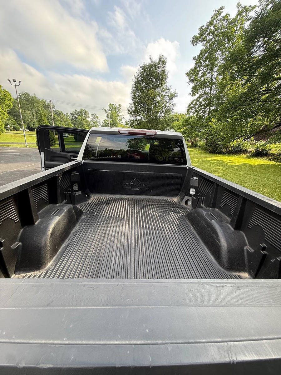 Used 2021 Chevrolet Silverado 1500 LT w/ Work Truck Package AWD/4WD image 17