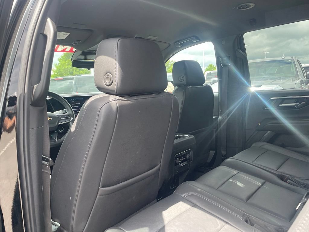 Used 2025 Chevrolet Tahoe LT RWD image 23