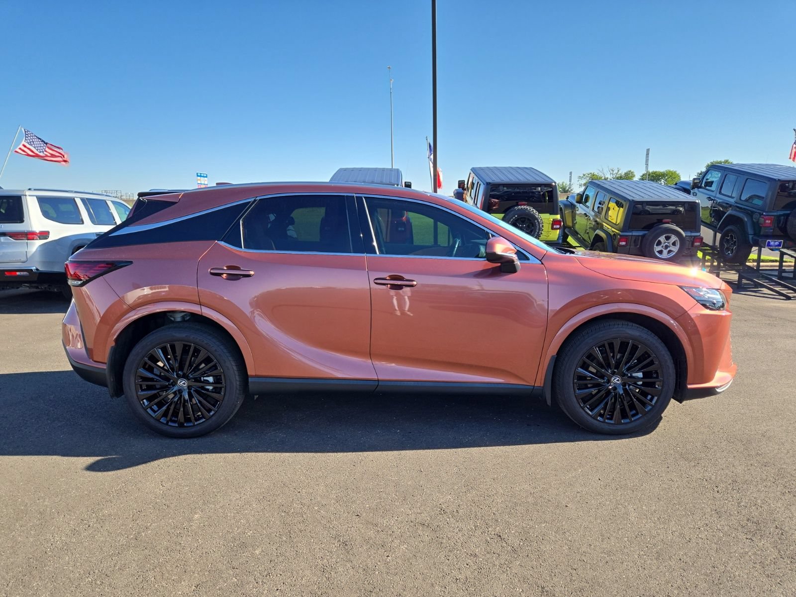 Used 2023 Lexus RX 350 w/ Cold Area Package AWD/4WD image 6