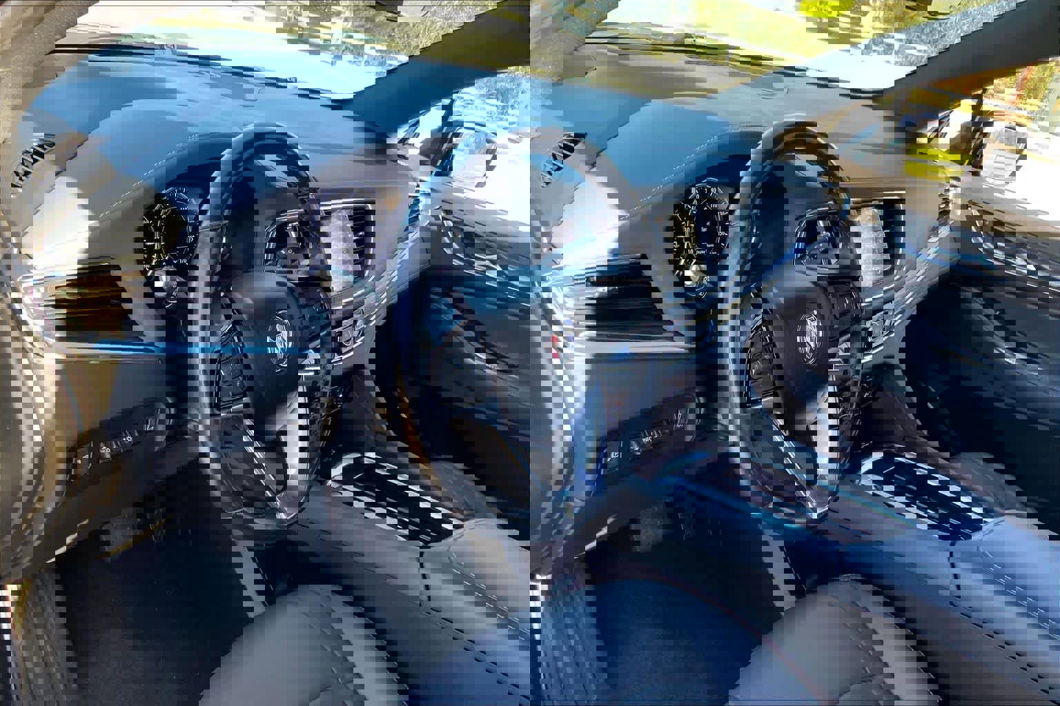 Used 2024 Buick Enclave Premium image 34