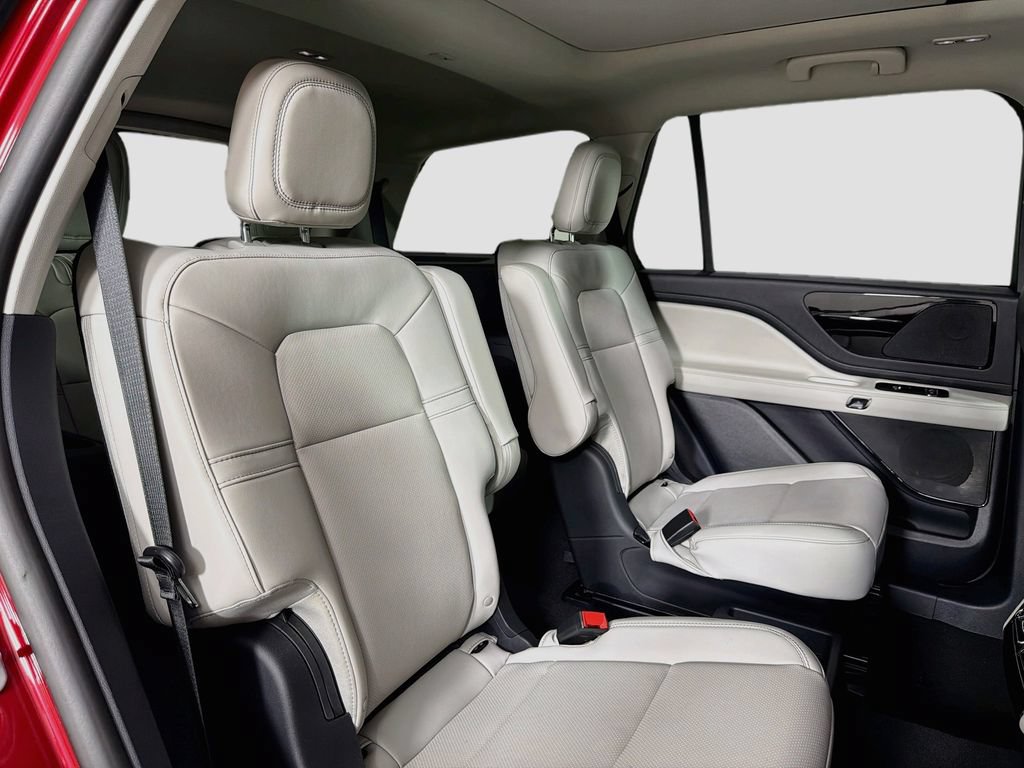 Used 2026 Lincoln Aviator 2WD image 27