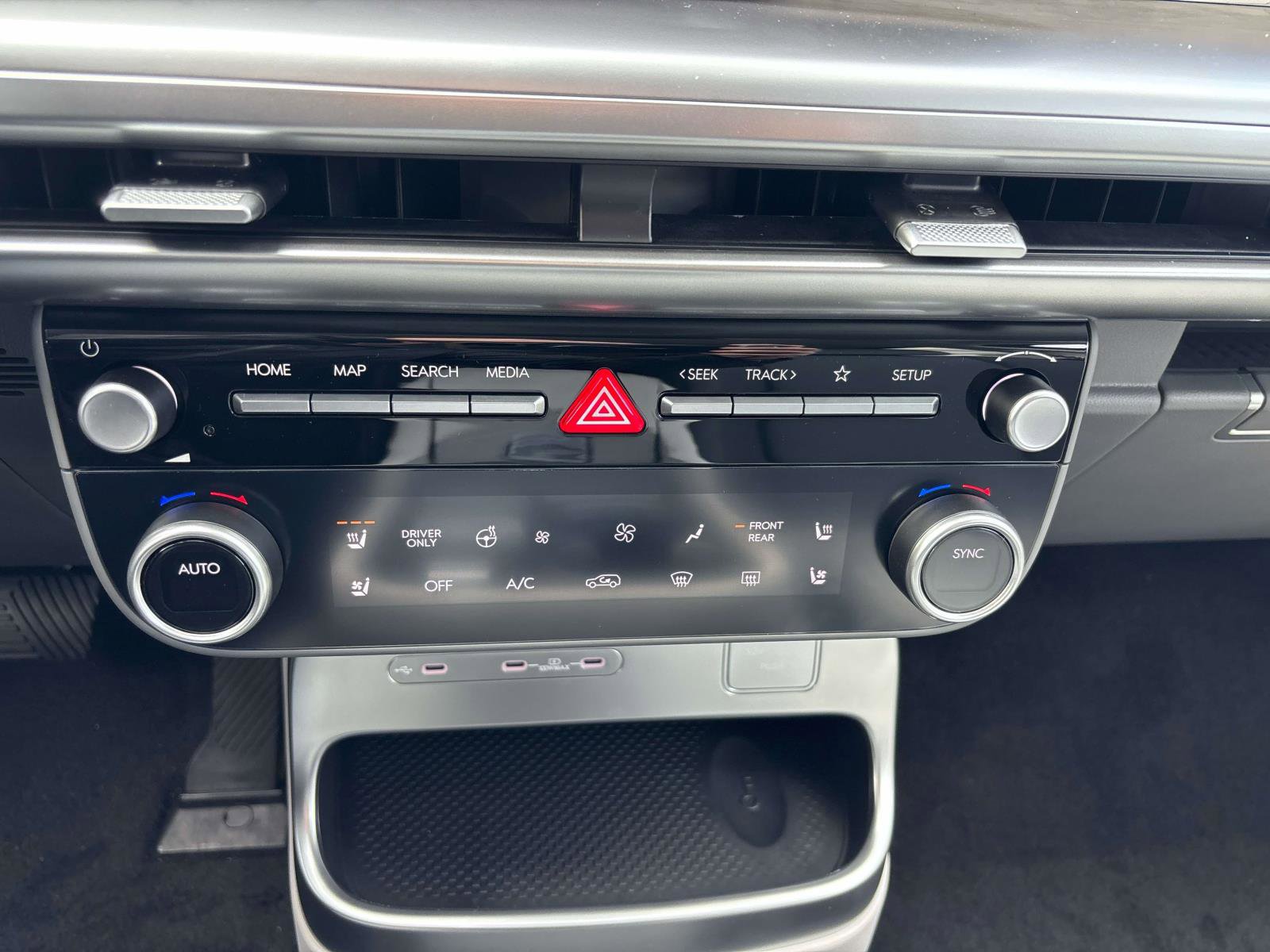 New 2026 Hyundai Ioniq 9 SEL image 9