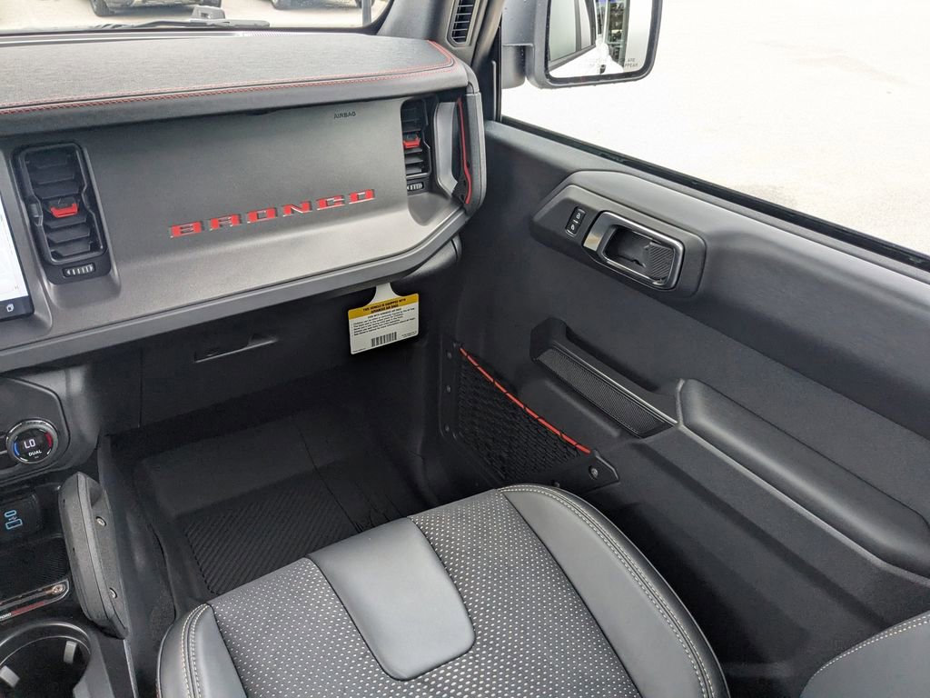 New 2025 Ford Bronco Raptor image 17