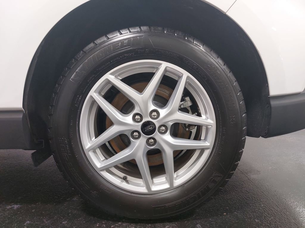 Used 2024 Ford Edge SEL image 33