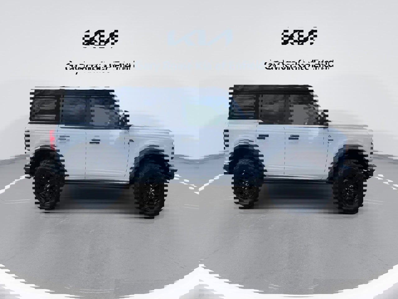 Used 2021 Ford Bronco Black Diamond image 9